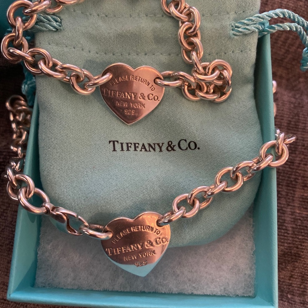 Tiffany and Co heart tag(NECKLACE ONLY)